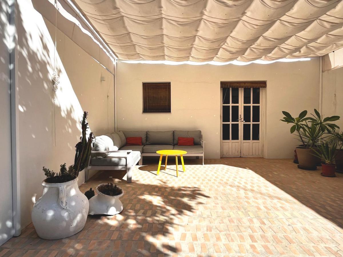 Design & Art, Patio With Orange Tree, Near Seville Carrion de Los Cespedes Exteriér fotografie