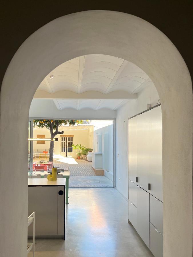 Design & Art, Patio With Orange Tree, Near Seville Carrion de Los Cespedes Exteriér fotografie